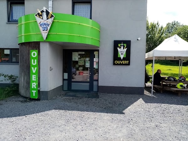 Restaurant Route 99 à Couvin, Belgique