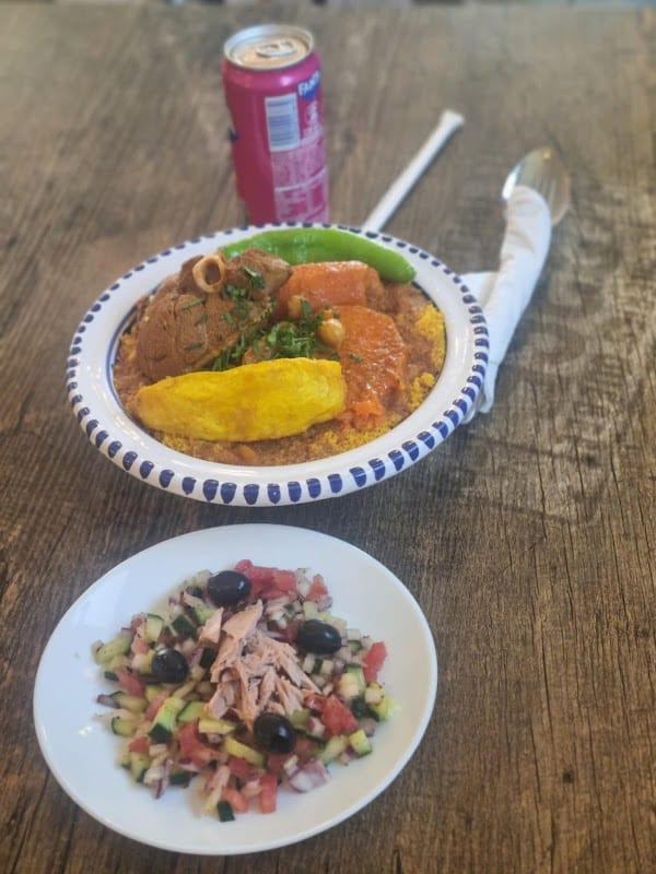 Restaurant Ryhana Food à La Roche-sur-Yon, France