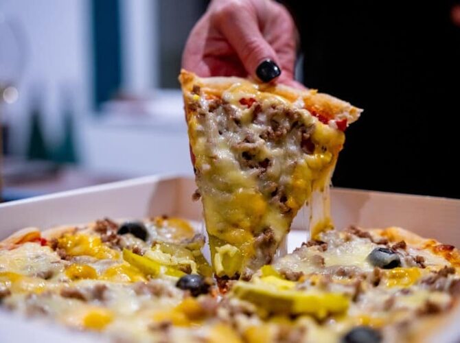 Restaurant Sacrée Pizza à Bezannes, France