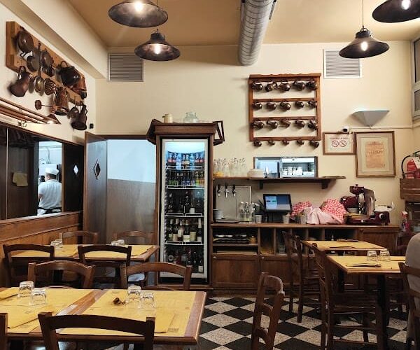 Restaurant Salsamenteria di Parma San Babila à Milan, Italie