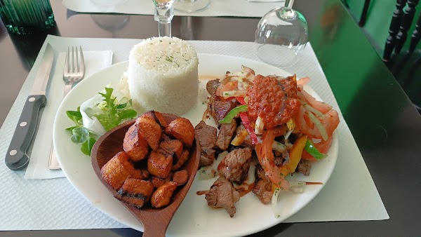 Restaurant Samanke Lounge à Floirac, France