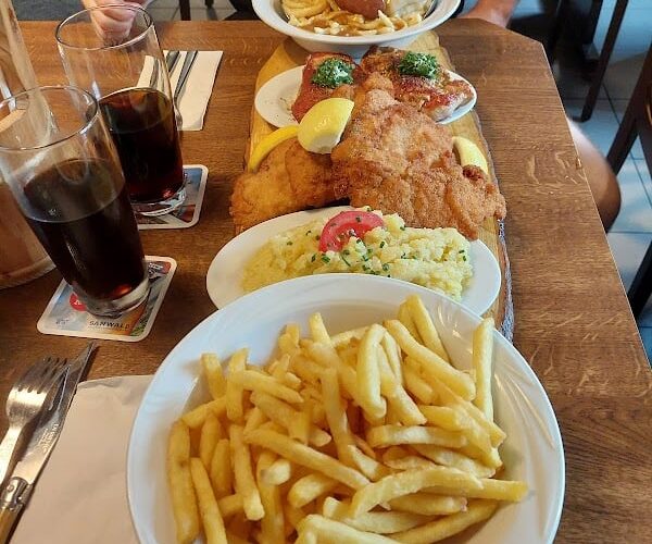 Restaurant Schnitzelhaus Post à Stuttgart, Allemagne