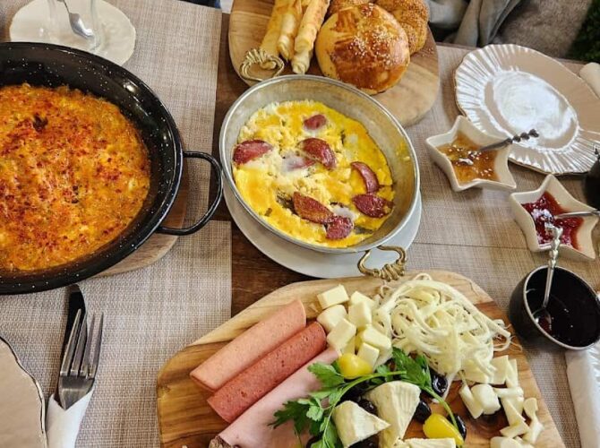 Restaurant Sev brunch à Mantes-la-Jolie, France