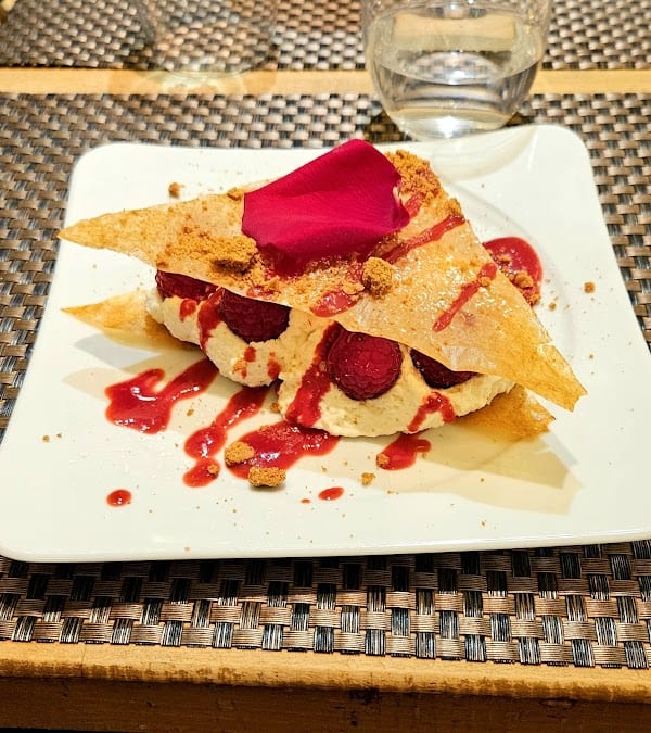 Restaurant Seven Café à Bièvres, France