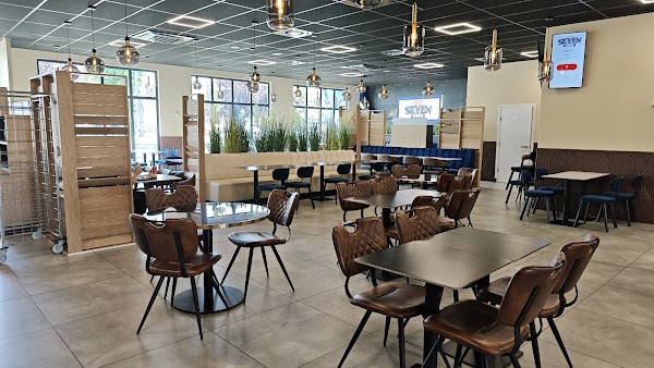 SEVEN TIMES RESTAURANT à Vaulx-en-Velin, France