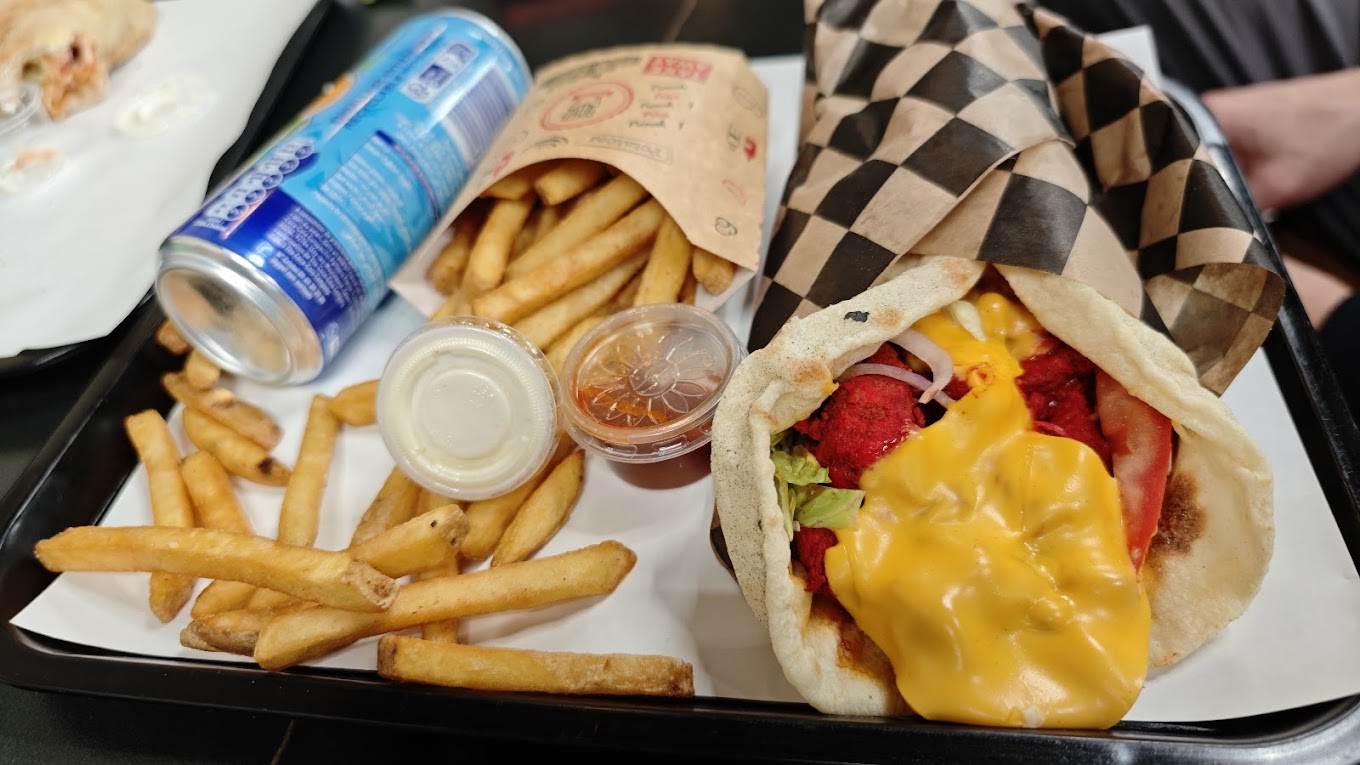 SEVEN TIMES RESTAURANT à Vaulx-en-Velin, France