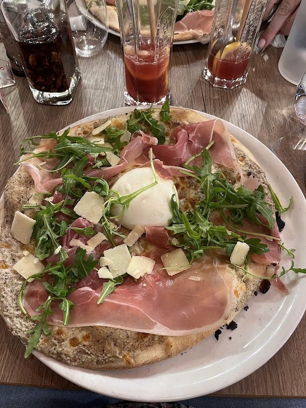 Signorizza Pizzeria Restaurant Aurillac à Aurillac, France