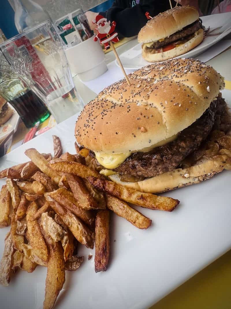 Restaurant SNACK CHEZ MICKA à La Londe-les-Maures, France
