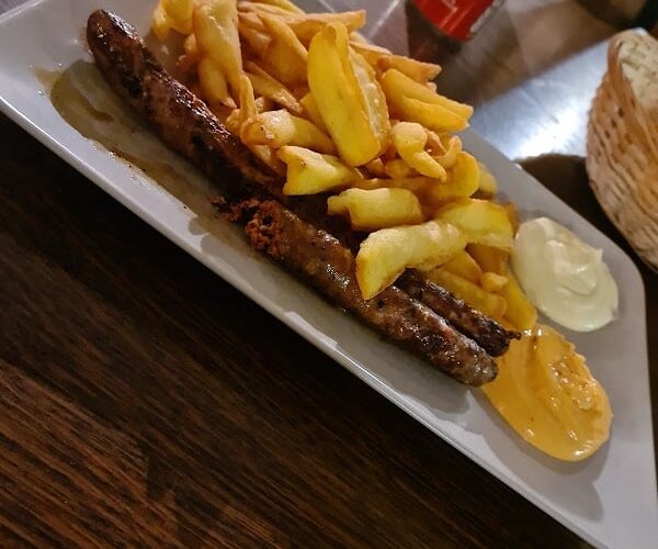 Restaurant SNACK FRITES à Crépy-en-Valois, France