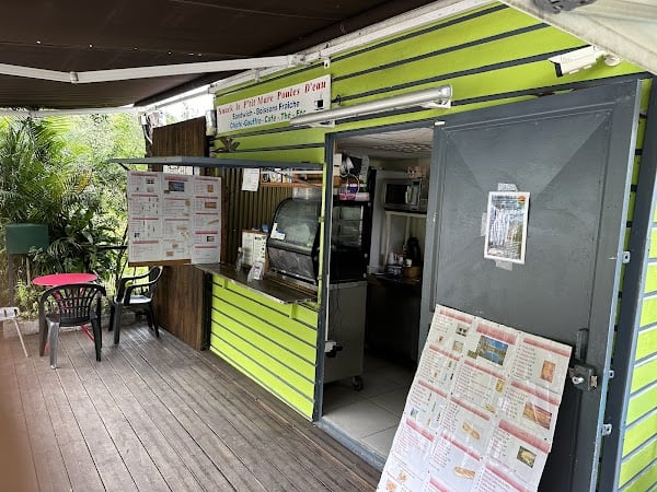 Restaurant Snack Le p’tit mare poules d’eau à Salazie, La Réunion