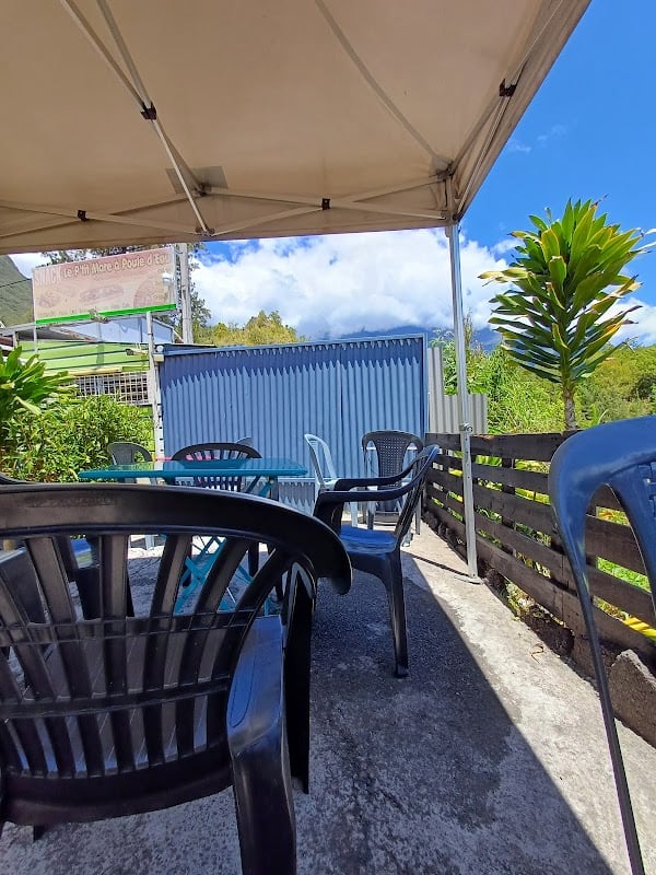 Restaurant Snack Le p’tit mare poules d’eau à Salazie, La Réunion