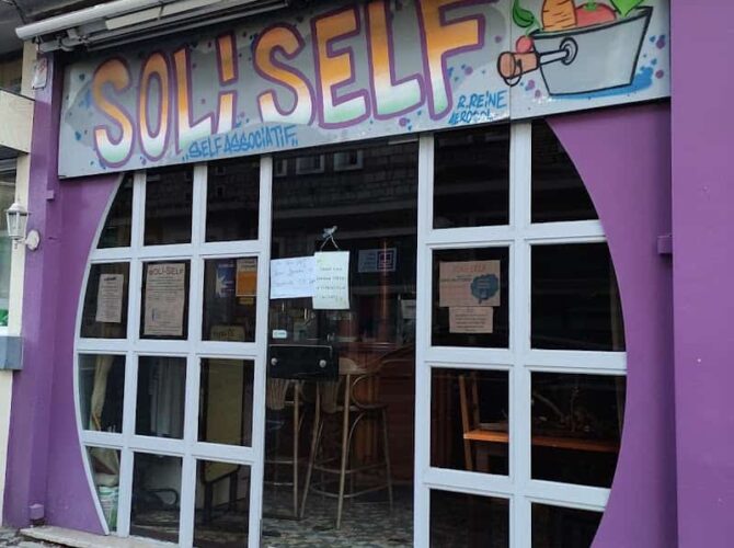 Restaurant Soli Self à Lisieux, France