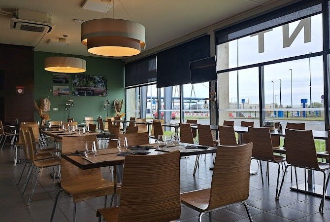 Restaurant Sortie 48 à Marck, France