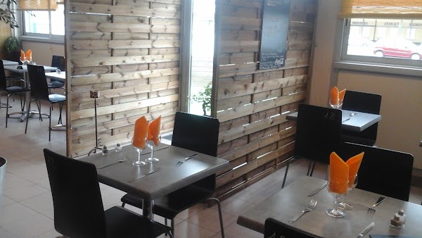 Restaurant SOUS LE MÛRIER à Le Crès, France