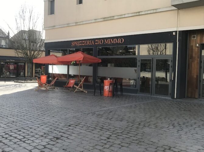 Restaurant Sprizzeria Zio mimmo à Châteauroux, France