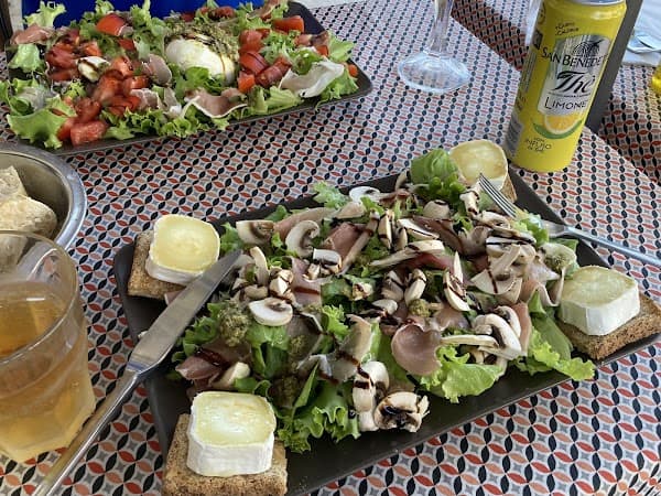 Restaurant Square Café à Vence, France