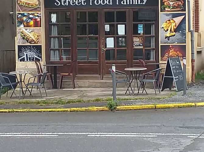 Restaurant Street Food Family à Cransac, France