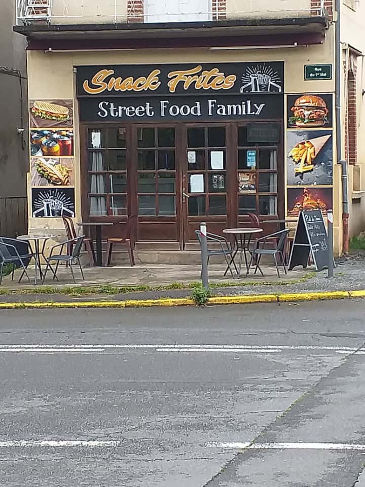 Restaurant Street Food Family à Cransac, France