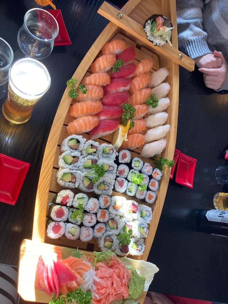 Restaurant SUSHI YAKITORI – à Vauréal, France