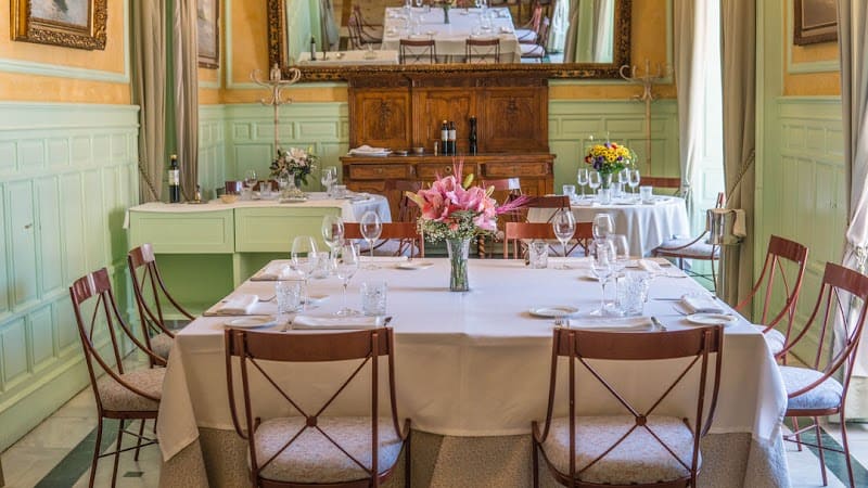 Taberna del Alabardero Sevilla – Restaurante en Sevilla centro à Sevilla, Espagne