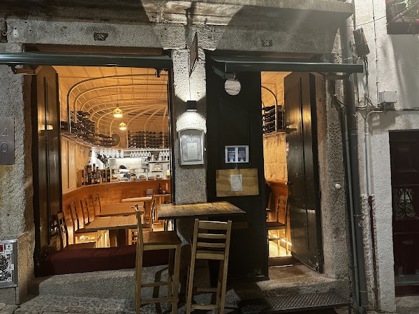 Restaurant Taberna Dos Mercadores à porto, Portugal