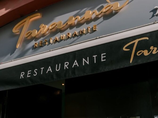 Restaurant Tarannà à Sevilla, Espagne