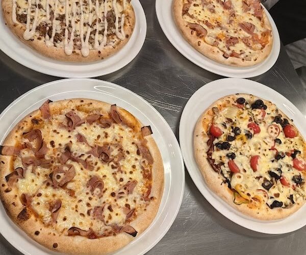 Restaurant Tasty Pizza à Les Herbiers, France