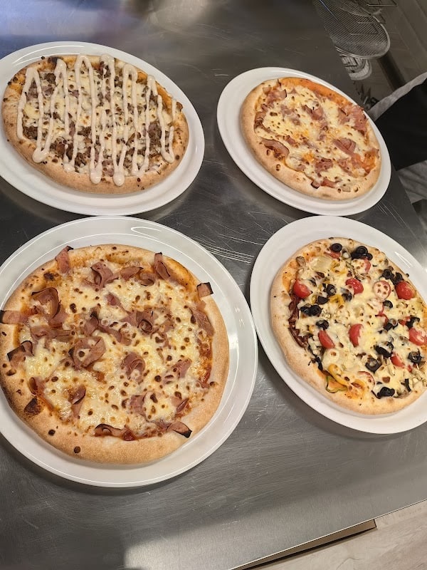 Restaurant Tasty Pizza à Les Herbiers, France