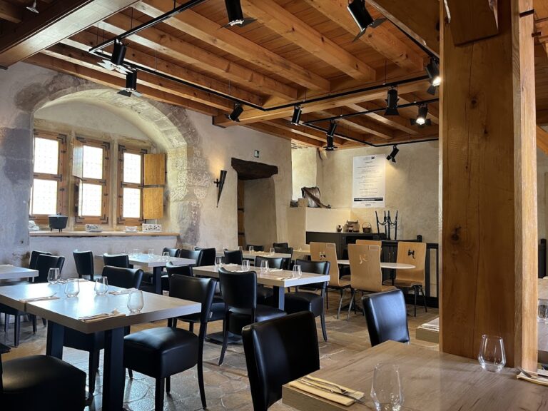 Restaurant Taverne du château de Malbrouck à Manderen-Ritzing, France
