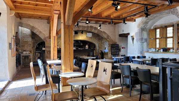 Restaurant Taverne du châteaude Malbrouck à Manderen-Ritzing, France