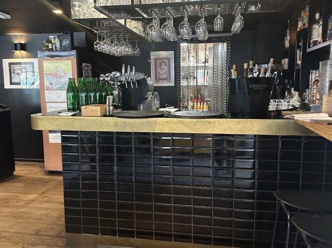 Restaurant Tavola Calda à Saint-Jean-de-Luz, France