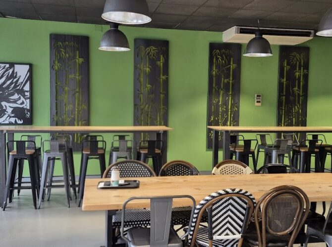 Restaurant TCHIN-TCHIN WOK à Lescar, France