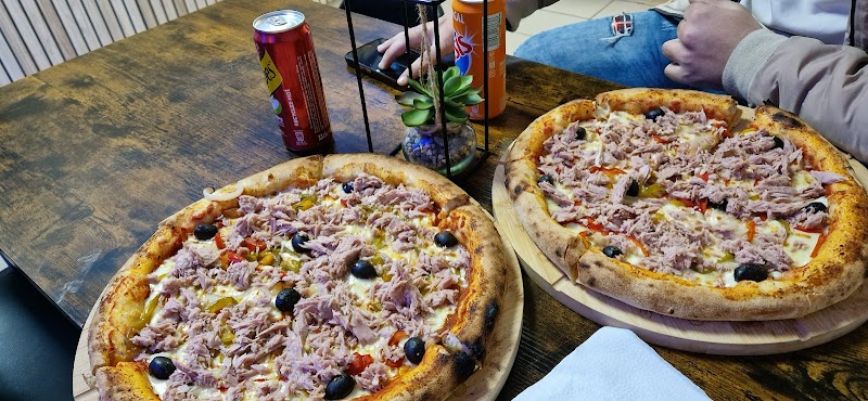 Restaurant Team pizza à Moissac, France