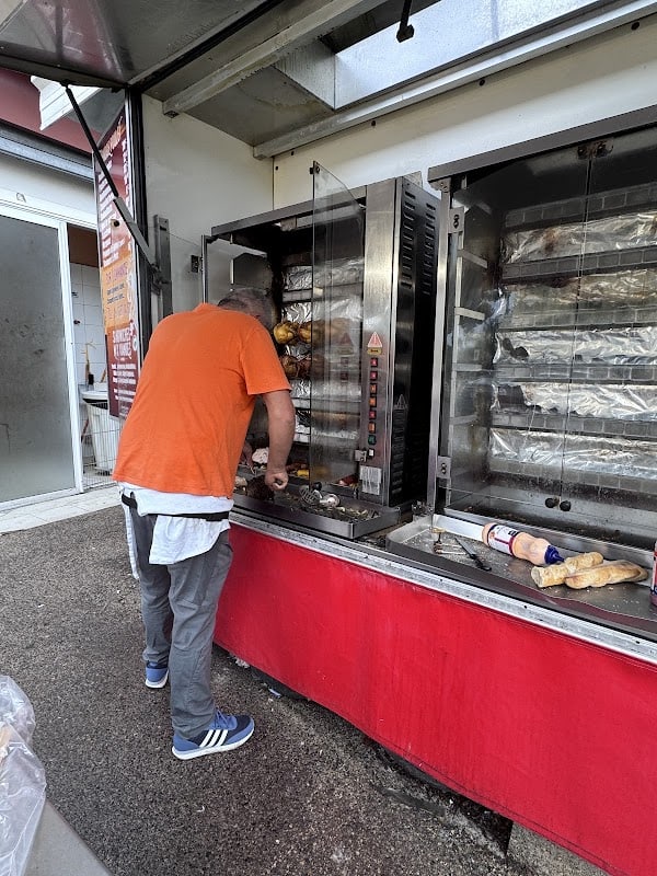 Restaurant Tendre Poulet à Cap-d'Ail, France