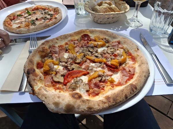 Restaurant Terra Rossa à Lutry, Suisse