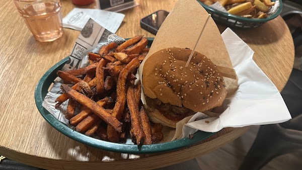 Restaurant The Green Van Company Lausanne – Burgers maison à Lausanne, Suisse