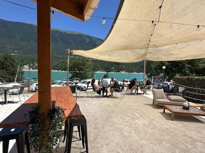 Restaurant The Lake House à Treffort, France