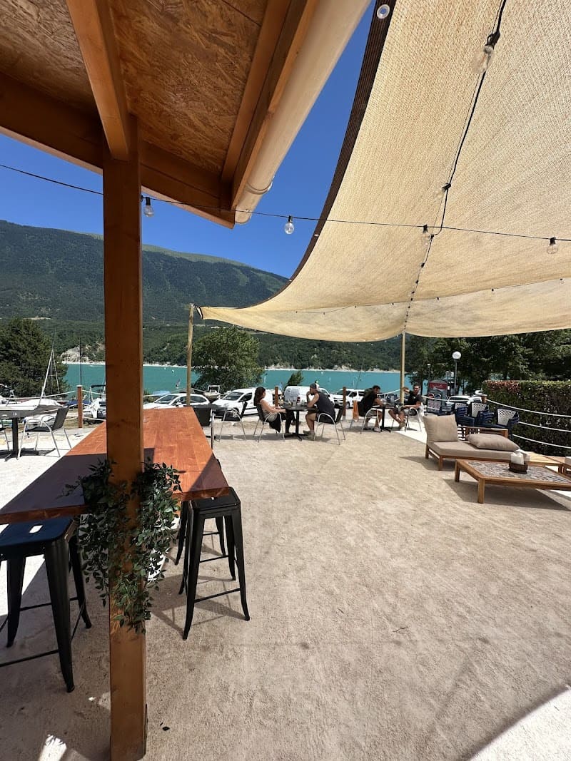 Restaurant The Lake House à Treffort, France