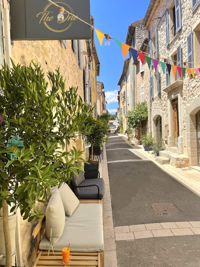 Restaurant The One à Valbonne, France