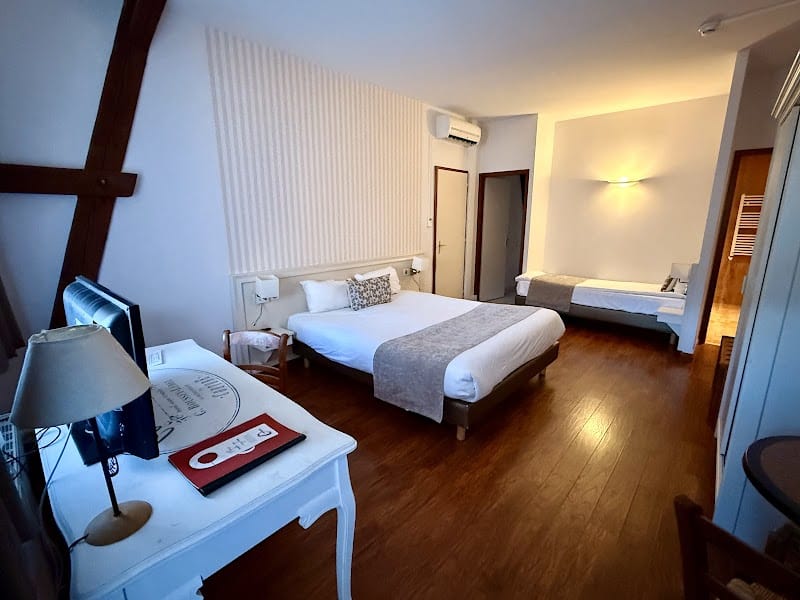 Restaurant The Originals Boutique, Hôtel La Ferme du Pape, Eguisheim à Eguisheim, France