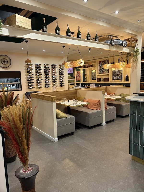 The Temple Restaurant à Beauvais, France