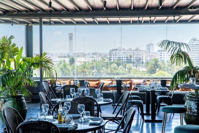 Restaurant Thejamesrooftop à Casablanca, Maroc — photo 1