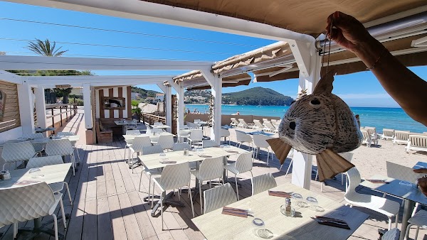Restaurant Tiki Beach à Saint-Cyr-sur-Mer, France