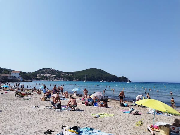 Restaurant Tiki Beach à Saint-Cyr-sur-Mer, France