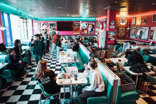 Restaurant TOMMY’S DINER LYON Carré de Soie à Vaulx-en-Velin, France