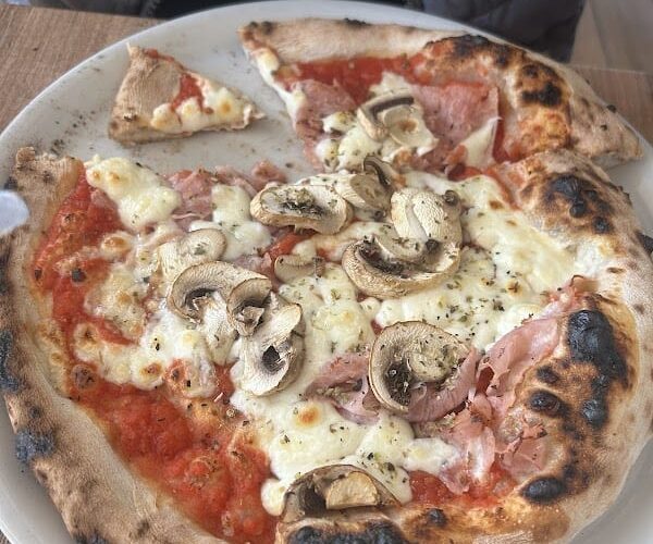 Restaurant Trattoria pizzeria ristorante à Créon, France