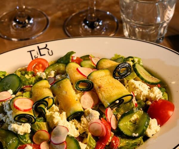 Restaurant Tribu Yonnaise à La Roche-sur-Yon, France