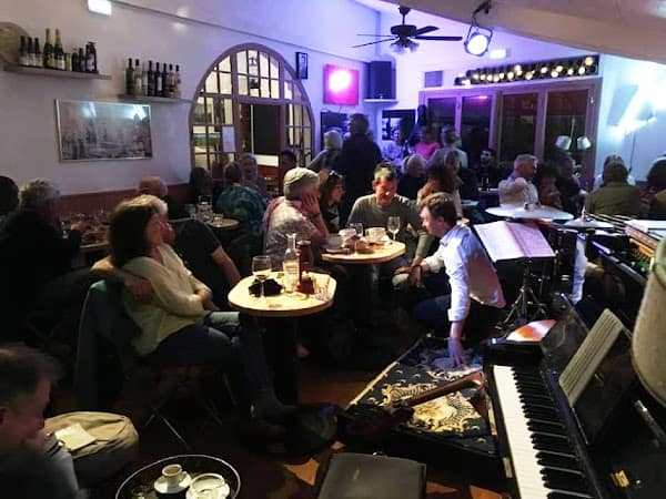 Restaurant Trinquette Jazz Club à Villefranche-sur-Mer, France