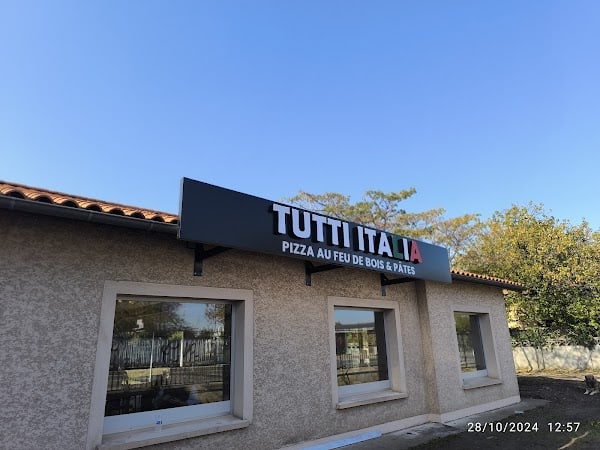 Restaurant Tutti italia (au feu de bois) à Vaulx-en-Velin, France