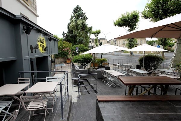 Restaurant Un Singe En Hiver à Brive-la-Gaillarde, France